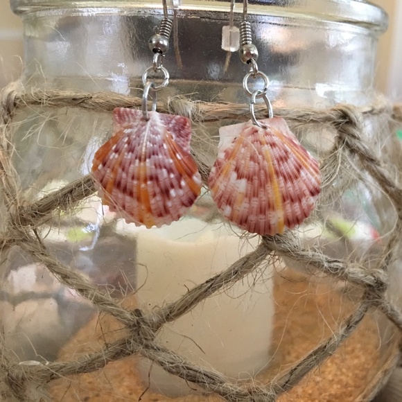 Shell Earrings - Picture 3 of 4